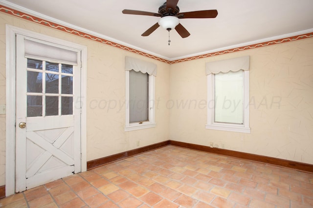 2615 S Hayden St, Amarillo, TX 79109 - unfurnished room with ornamental molding and ceiling fan