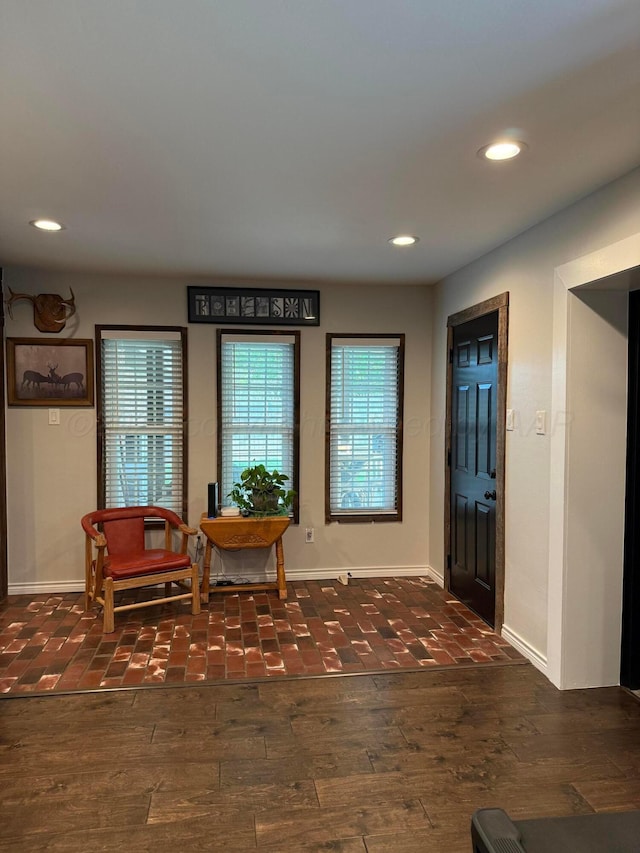 1711 N Holly Ln, Pampa, TX 79065 - foyer featuring baseboards and recessed lighting