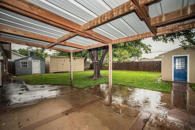 3122 Nebraska St, Amarillo, TX 79106 - fenced backyard featuring a shed and a patio