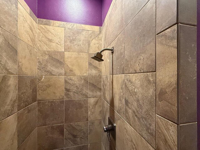 27 Carnoustie Ln, Amarillo, TX 79124 - bathroom view of a tile shower