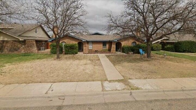 4304 Ridgecrest Cir, Amarillo, TX 79109 - photo 1