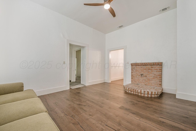 401 Cedar St, Mclean, TX 79057 - photo 3