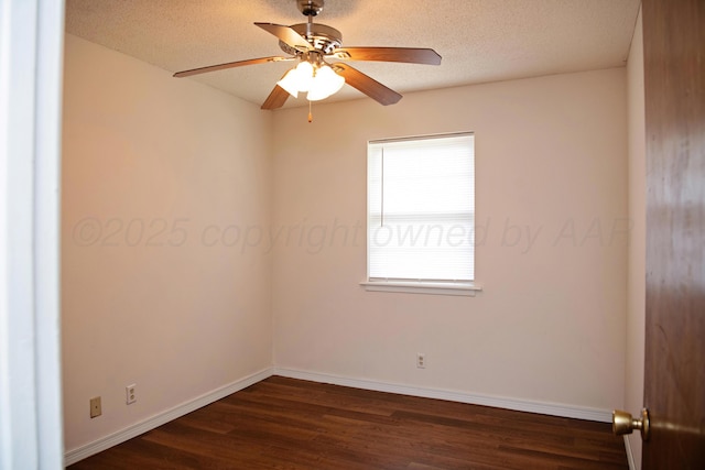 220 Hickory St, Hereford, TX 79045 - empty room with dark wood-type flooring, ceiling fan, and a textured ceiling