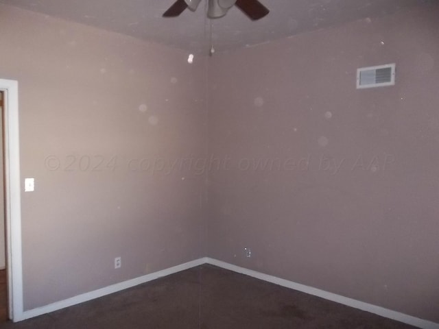 unfurnished room featuring ceiling fan