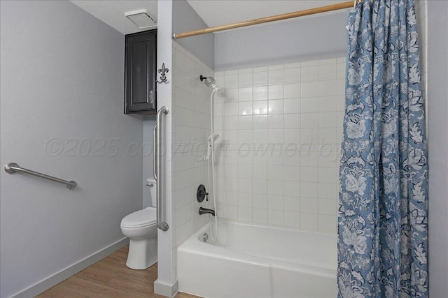 7104 Old Kent Rd, Amarillo, TX 79109 - full bath with wood finished floors and shower / bath combo