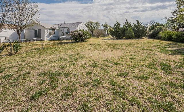 1419 N Arapahoe St, Amarillo, TX 79107 - photo 3