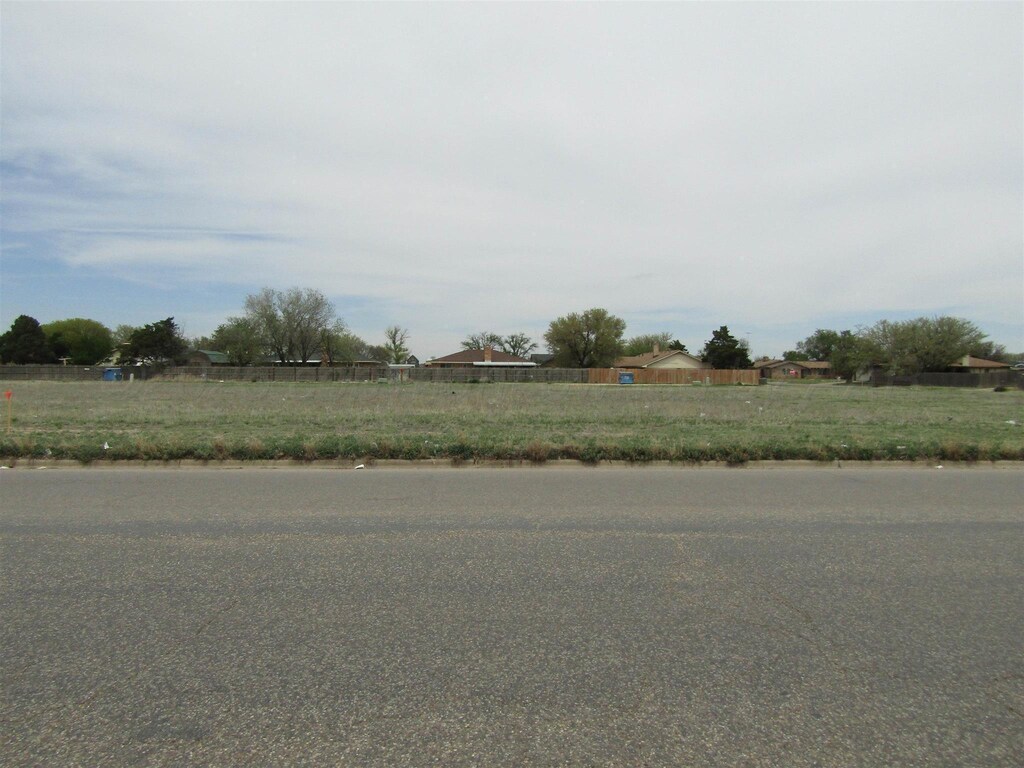 225 E 15th St, Hereford, TX 79045