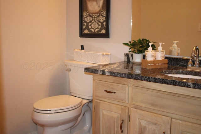 7717 Tripp Ave, Amarillo, TX 79121 - half bathroom featuring vanity and toilet
