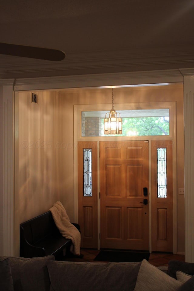 7717 Tripp Ave, Amarillo, TX 79121 - entrance foyer with ornamental molding
