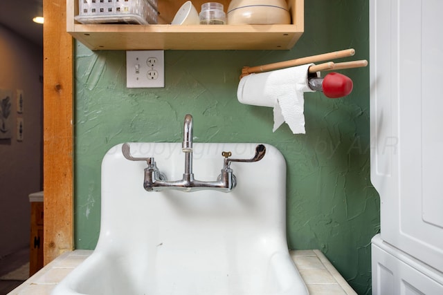 803 N Locust St, Wildorado, TX 79098 - detailed view of a sink