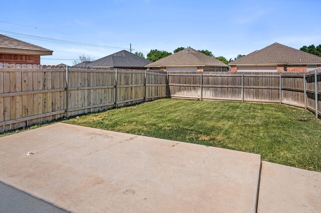8508 Littlerock Dr, Amarillo, TX 79118 - view of yard with a patio