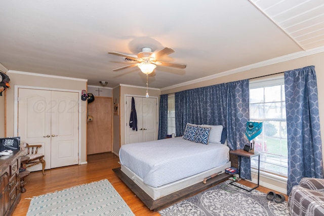 2041 S Travis St, Amarillo, TX 79109 - bedroom featuring light wood-style flooring, ceiling fan, and crown molding