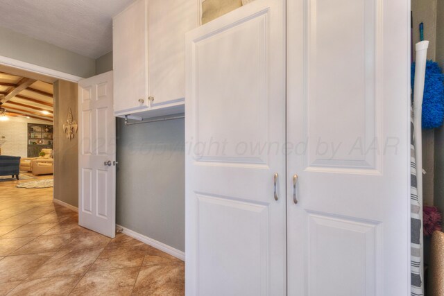 5200 Kingswood Cir, Amarillo, TX 79109 - view of closet