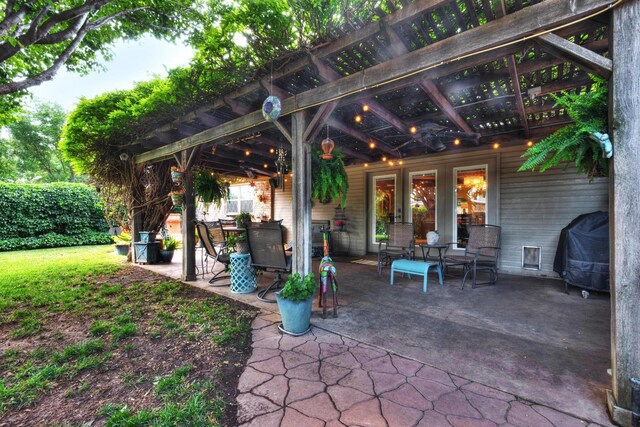 5200 Kingswood Cir, Amarillo, TX 79109 - view of patio featuring a grill
