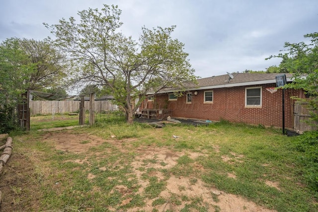 view of yard featuring fence