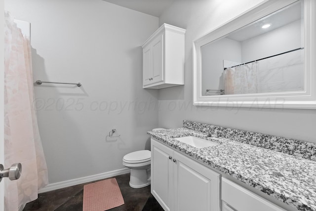 7400 Jake St, Amarillo, TX 79119 - full bath with vanity and a shower with curtain