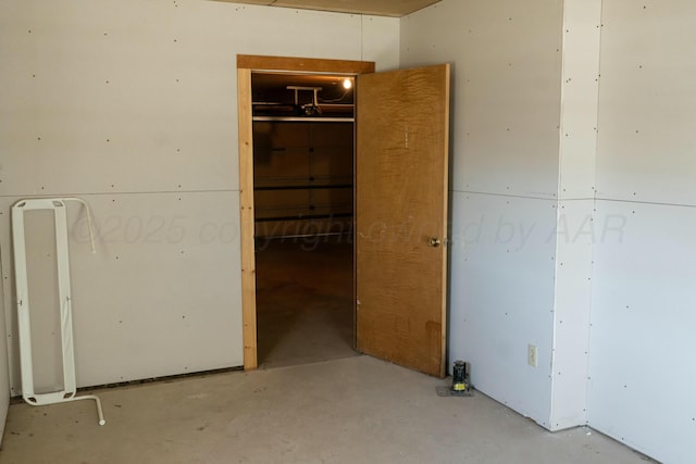 unfurnished bedroom with a closet