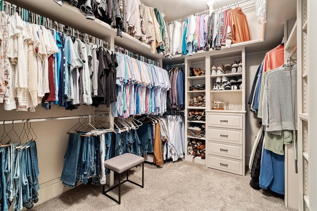 4 Kingsridge Pl, Amarillo, TX 79106 - spacious closet featuring carpet flooring