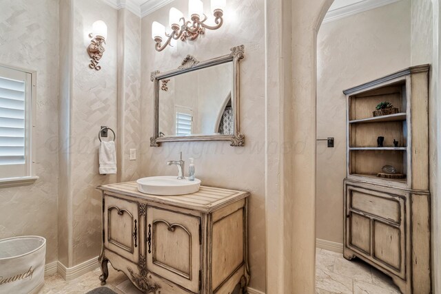 4 Kingsridge Pl, Amarillo, TX 79106 - bathroom with ornamental molding, vanity, and plenty of natural light