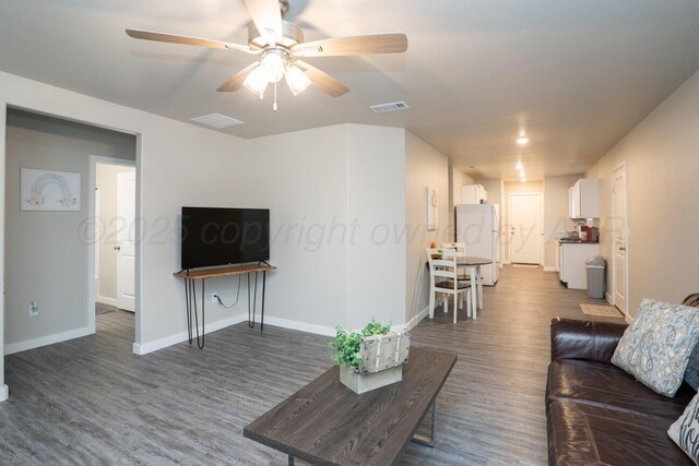 5012 Locker St, Amarillo, TX 79118 - living area featuring dark wood-style flooring and a ceiling fan