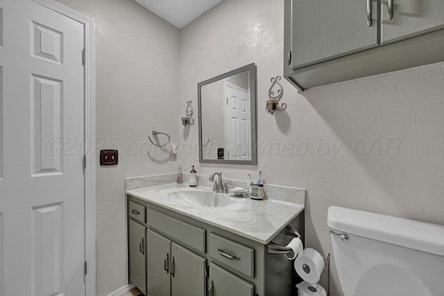 5105 Black Oak Dr, Amarillo, TX 79110 - bathroom featuring vanity and a textured wall