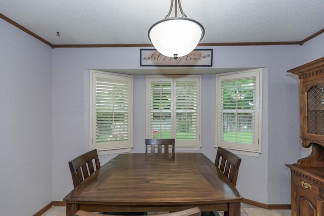 7806 Cervin Dr, Amarillo, TX 79121 - dining room with crown molding, a textured ceiling, and baseboards