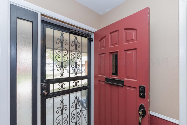407 Thompson Ln, Canyon, TX 79015 - entrance foyer with baseboards