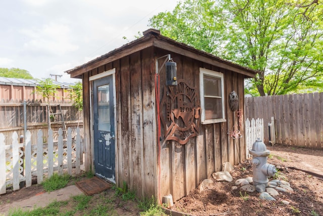 407 Thompson Ln, Canyon, TX 79015 - view of outbuilding with an outbuilding and a fenced backyard