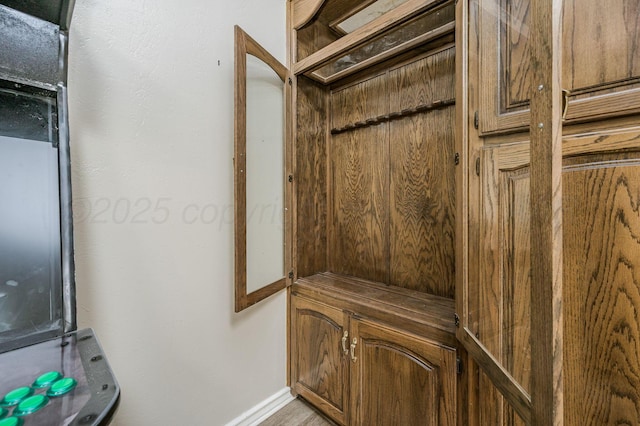 7402 Lynnlee Pl, Amarillo, TX 79121 - detailed view of baseboards