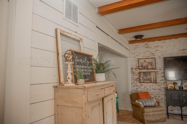 400 W 7th St, Panhandle, TX 79068 - living area with beam ceiling and light carpet