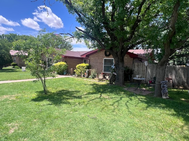 514 Willow Ln, Hereford, TX 79045 - view of front of home featuring brick siding