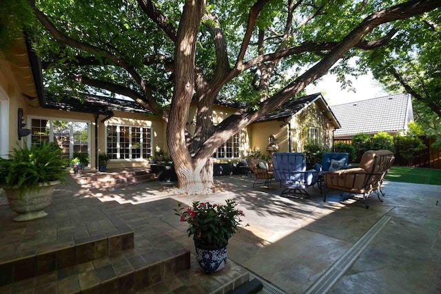 2200 Parker St, Amarillo, TX 79109 - view of patio