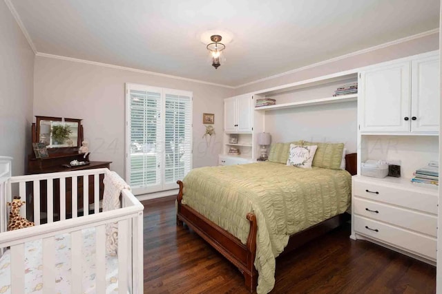 2200 Parker St, Amarillo, TX 79109 - bedroom with crown molding, dark wood-style flooring, and access to exterior