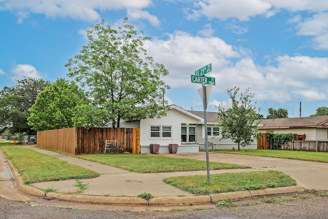 2901 Carter St, Amarillo, TX 79103 - view of front facade