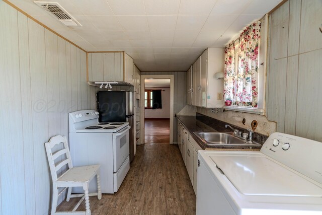 111 Hill St, Borger, TX 79007 - photo 7
