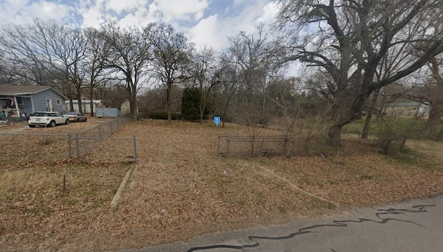 102 Cottonwood Trl, Gun Barrel City, TX 75156 - photo 2