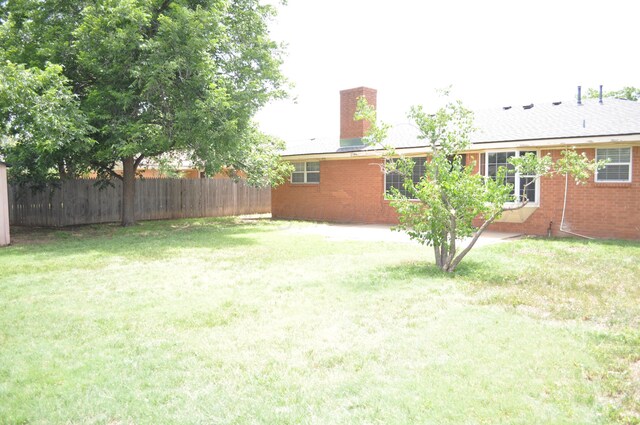3411 Royal Rd, Amarillo, TX 79109 - view of yard
