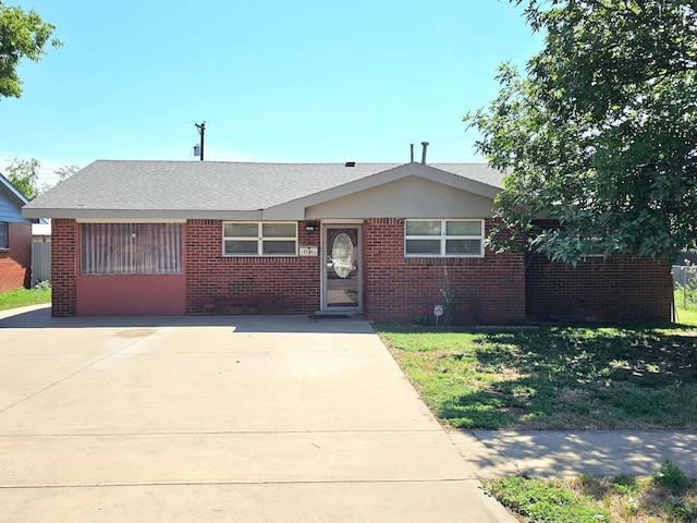 1606 Heather St, Amarillo, TX 79107 - photo 2