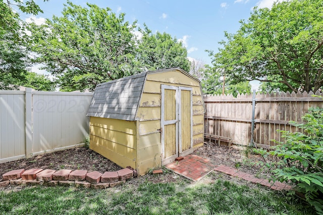 6006 Elmhurst Rd, Amarillo, TX 79106 - view of shed featuring a fenced backyard