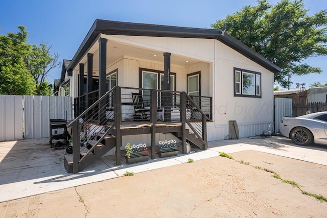 2004 Pheasant Ln, Amarillo, TX 79118 - manufactured / mobile home featuring a porch