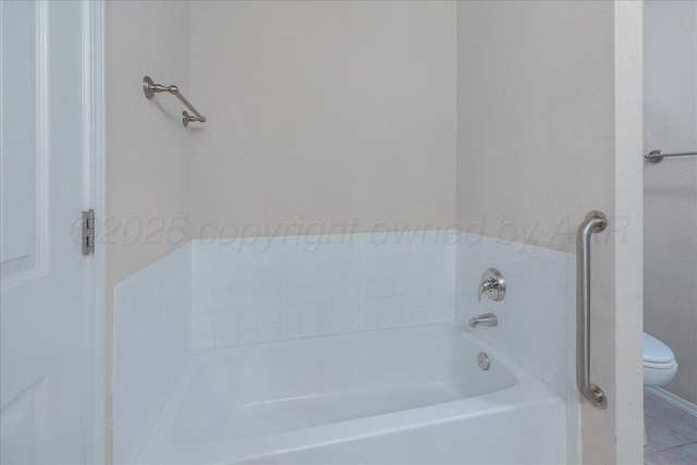 3610 S Mirror St, Amarillo, TX 79118 - bathroom featuring toilet and a garden tub
