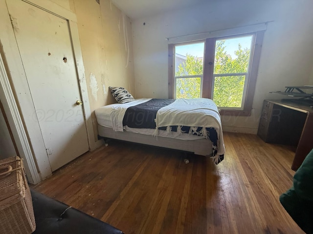 2107 Hemlock St, Borger, TX 79007 - bedroom with wood-type flooring