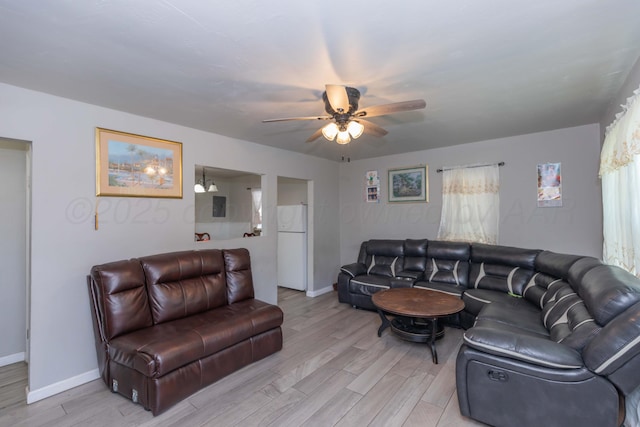 2503 SW 5th Ave, Amarillo, TX 79106 - living room with light wood-style flooring and ceiling fan