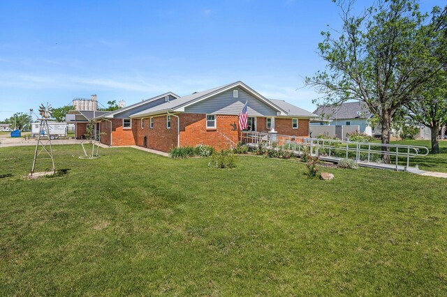122 S Dreier Ave, Happy, TX 79042 - photo 2