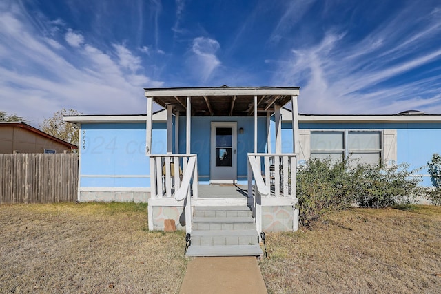 2103 Country Ln, Amarillo, TX 79118 - manufactured / mobile home featuring a porch