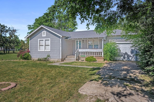 504 High St, Claude, TX 79019 - ranch-style house with covered porch, an attached garage, a shingled roof, a front lawn, and driveway