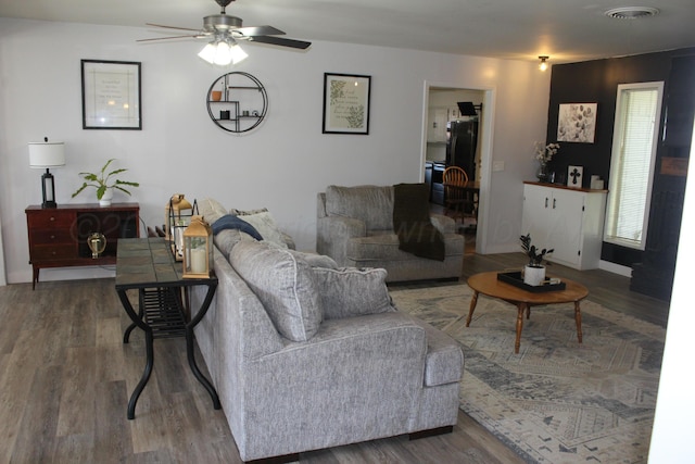 306 Douglas St, Hereford, TX 79045 - photo 4