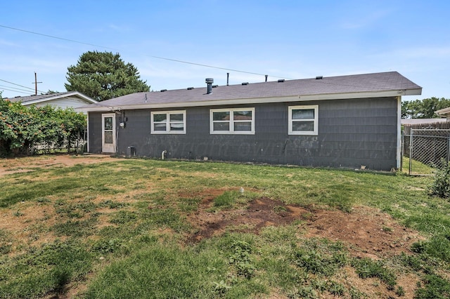 2902 Pryor St, Amarillo, TX 79103 - rear view of house featuring concrete block siding