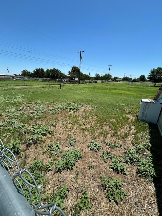 712 Groom Ave, Panhandle, TX 79068 - view of yard with a rural view