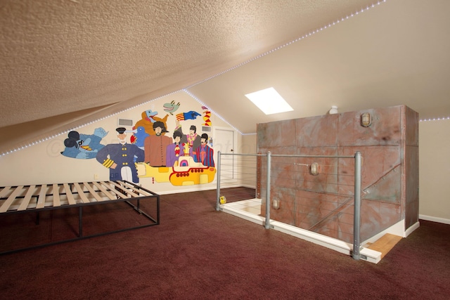 1510 Crockett St, Amarillo, TX 79102 - additional living space featuring carpet, lofted ceiling, and a textured ceiling